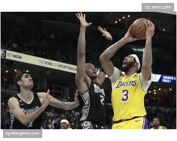 灰熊迎战湖人，莫兰特领衔对抗里夫斯，球队誓言终结连败